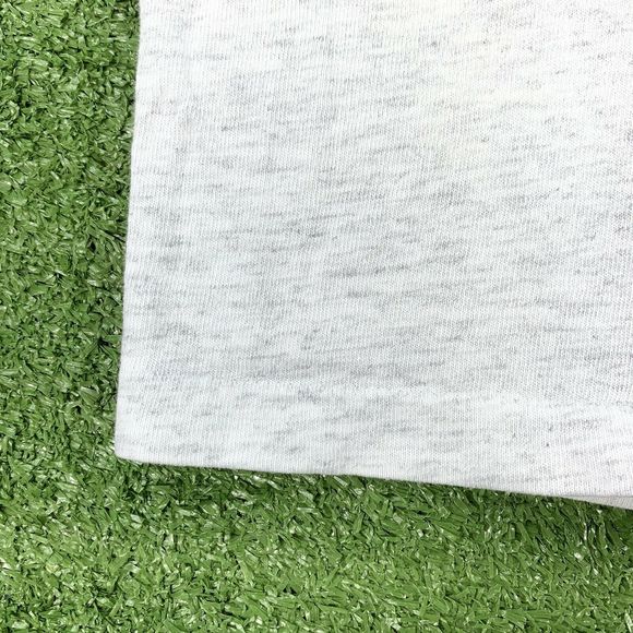 Vintage 90's Macaw Helicopters Saipan USA T-Shirt - Picture 7 of 10